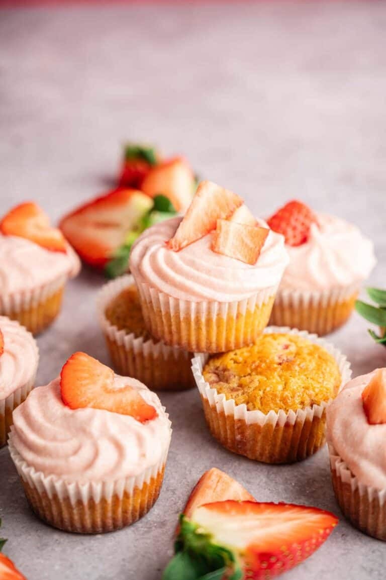 Air Fryer Strawberry Cupcakes